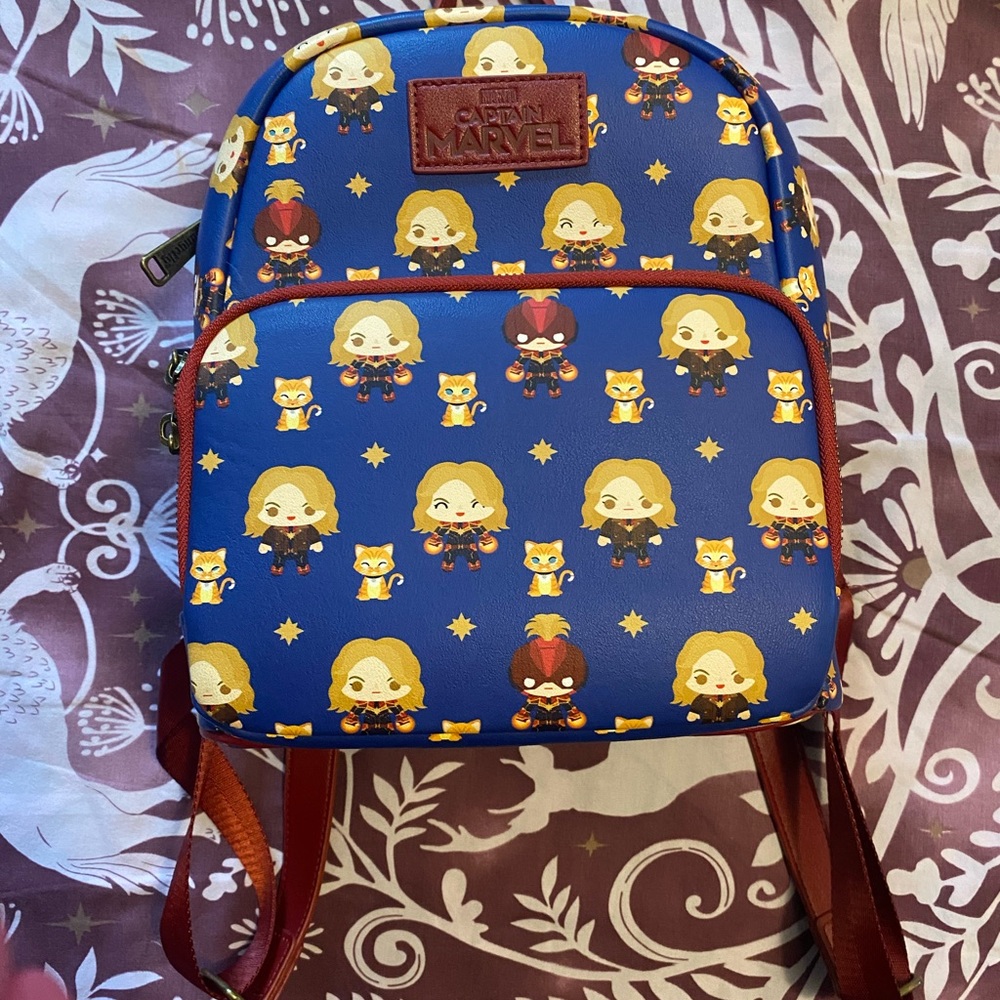 Loungefly Captain Marvel mini bag